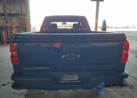 2017 Chevrolet Silverado K1500 z USA, uszkodzony, nr VIN 1GCVKNEC9HZ339556